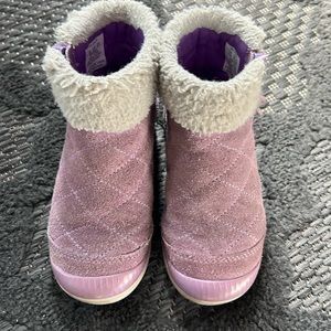Stride Rite toddler girls quilted purple boots with fur trim size 9.5M